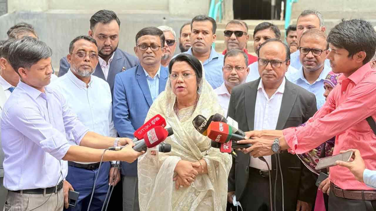 রমজানের আগে খাদ্য সরবরাহ নিশ্চিতে আগাম প্রস্তুতির নির্দেশ খাদ্যমন্ত্রীর
