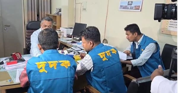 চট্টগ্রাম শিক্ষাবোর্ডে দুদকের অভিযান