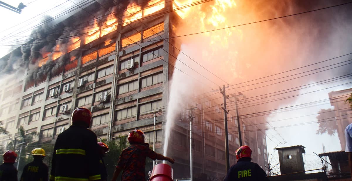 বাংলাদেশের অগ্নিনির্বাপন ব্যবস্থার বাস্তব অপারগতা