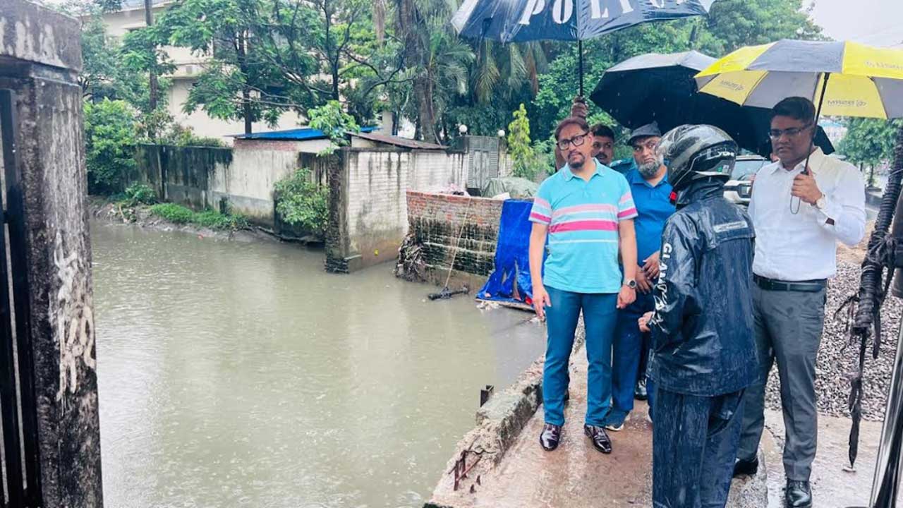সরকারের পাশাপাশি নাগরিকদেরও দায়িত্বশীল হতে হবে : চসিক মেয়র