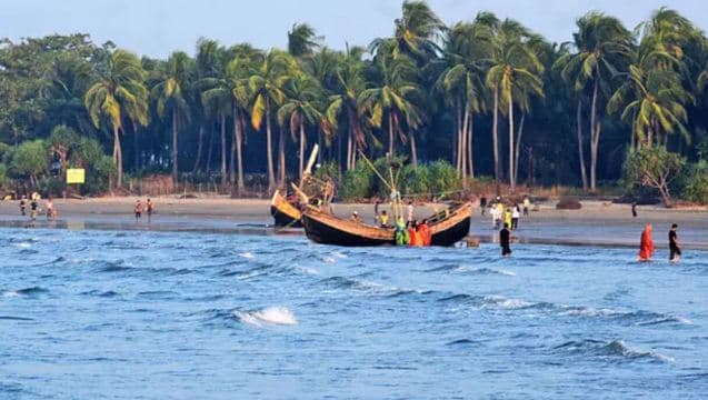 সেন্ট মার্টিন ভ্রমণে নিষেধাজ্ঞায় চরম উদ্বেগ