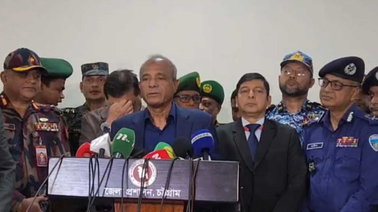 চট্টগ্রামে নির্বাচনকে কেন্দ্র করে আইনশৃঙ্খলা পরিস্থিতি ভালো: স্বরাষ্ট্র উপদেষ্টা