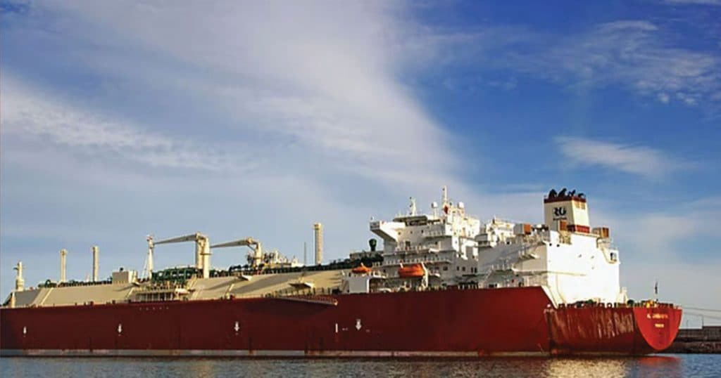 মধ্যপ্রাচ্য সংকটেও চট্টগ্রাম বন্দরে জ্বালানি জাহাজ আগমন অব্যাহত